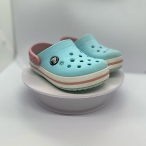 Crocs - Pink / Blue Kids Slip On Shoes - Size 8 Toddler - Preowned